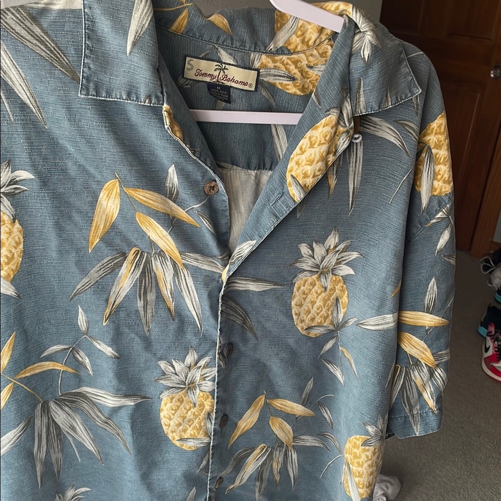 Tropical Pineapple Print Shirt
